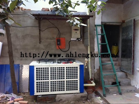 阜陽太和艷紅垃圾收購冷庫室外機組.jpg 阜陽太和艷紅垃圾收購冷庫室外機組.jpg