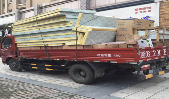 醫藥冷庫設備進場施工.jpg